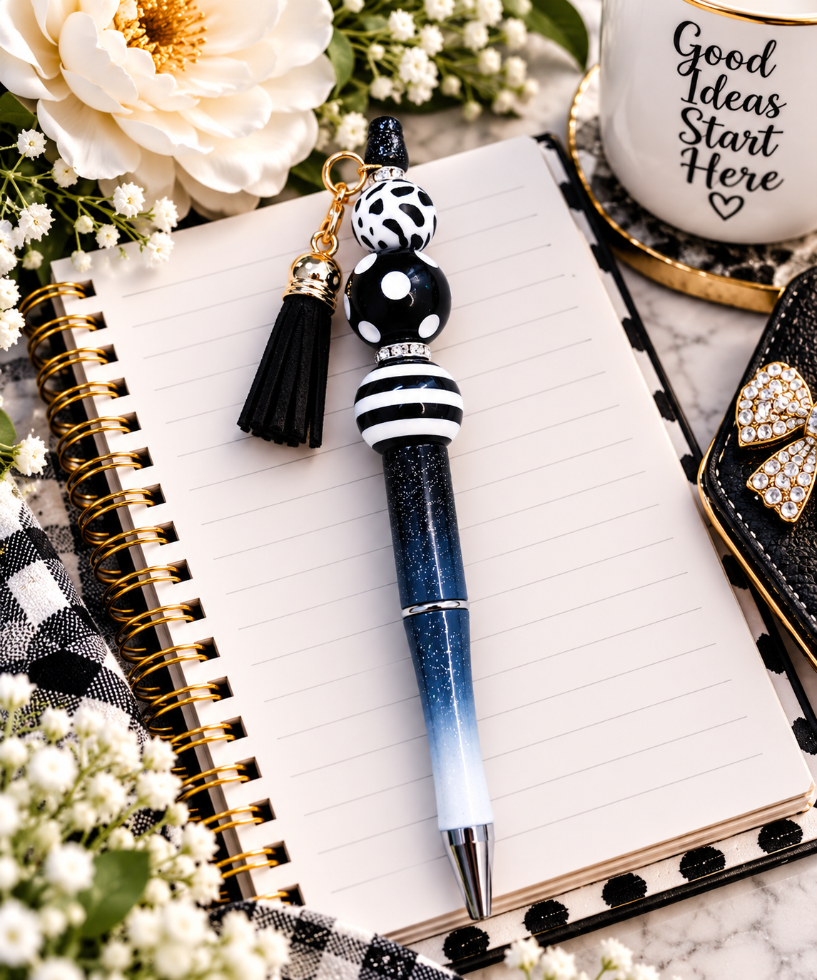 🖤 Black & White Beaded Pen